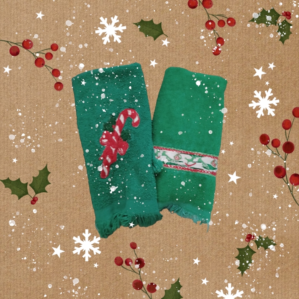 Vintage Christmas Hand Towels
